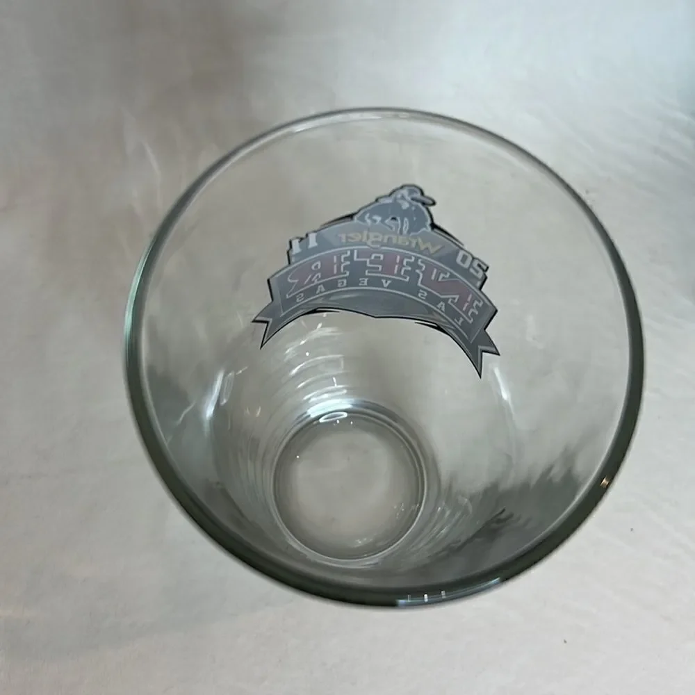 Wrangler NFR Las Vegas Beer Mug Glass 2011 Coors Banquet 16 Ounces Bar 6 In Tall